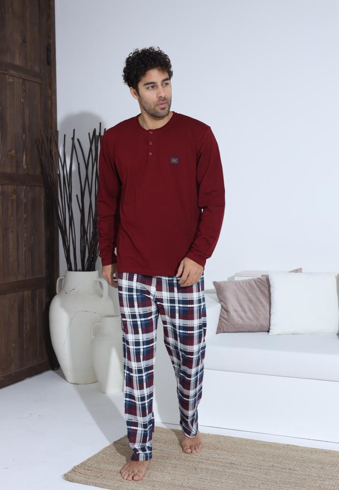 Pijama Barbati ,Maneca si Pantaloni Lungi,Culoare Rosu cu Alb,Engros